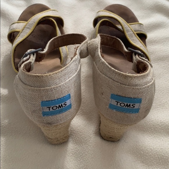 TOMS wedges - Picture 4 of 6